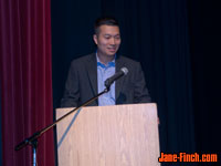 Paul Nguyen motivates children to read at World Literacy's Big Day Out summer camp event.